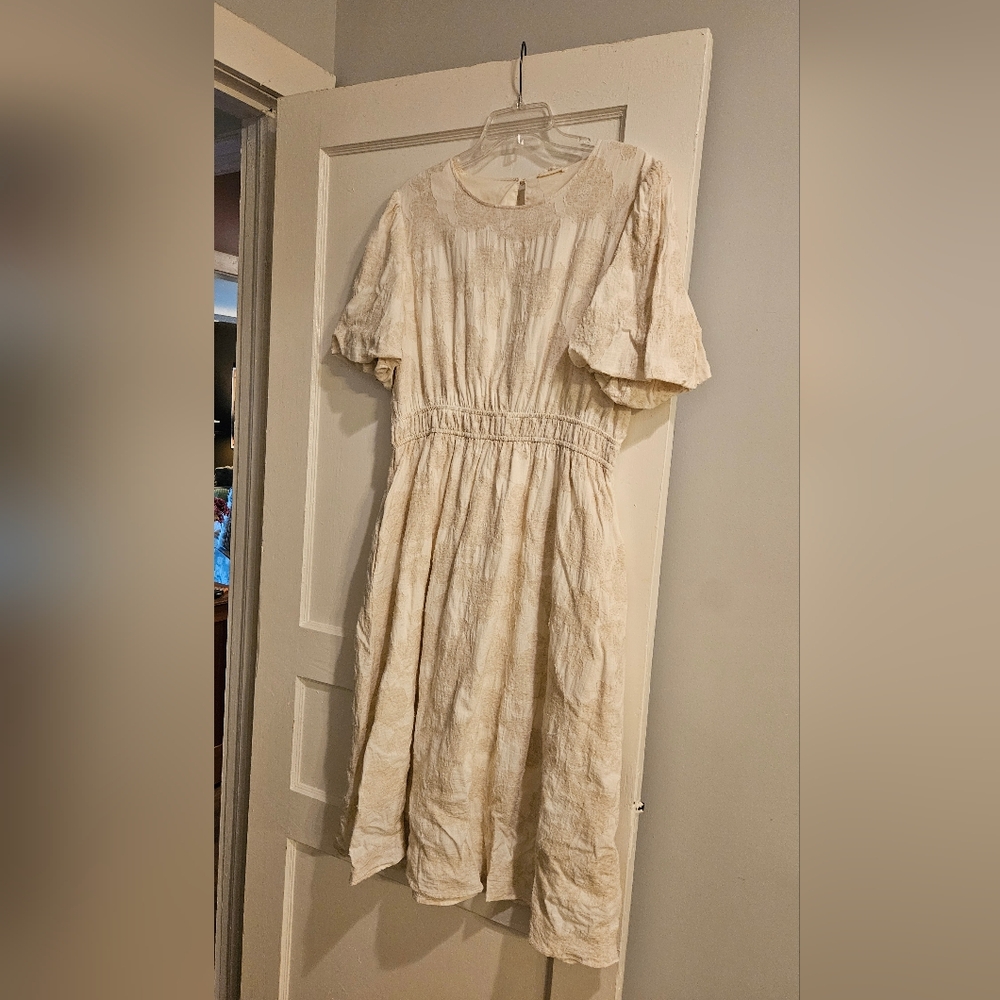 Cream Embroidered Puff Sleeve Midi Dress From Tea And Rose, Size XL